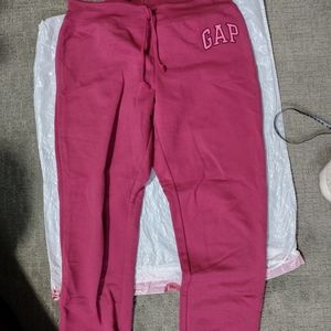 Gap sweatpants, brand new, no tags